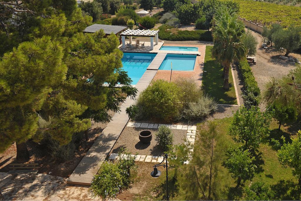 Villa Carcano Trani Exterior photo